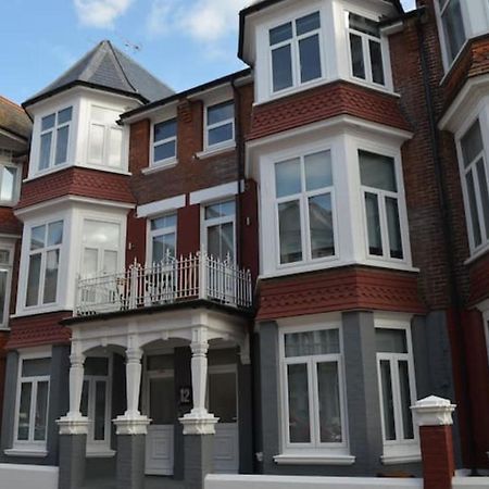 Pier12 Apartment Eastbourne Ngoại thất bức ảnh