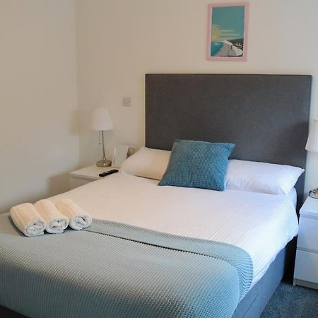 Pier12 Apartment Eastbourne Ngoại thất bức ảnh