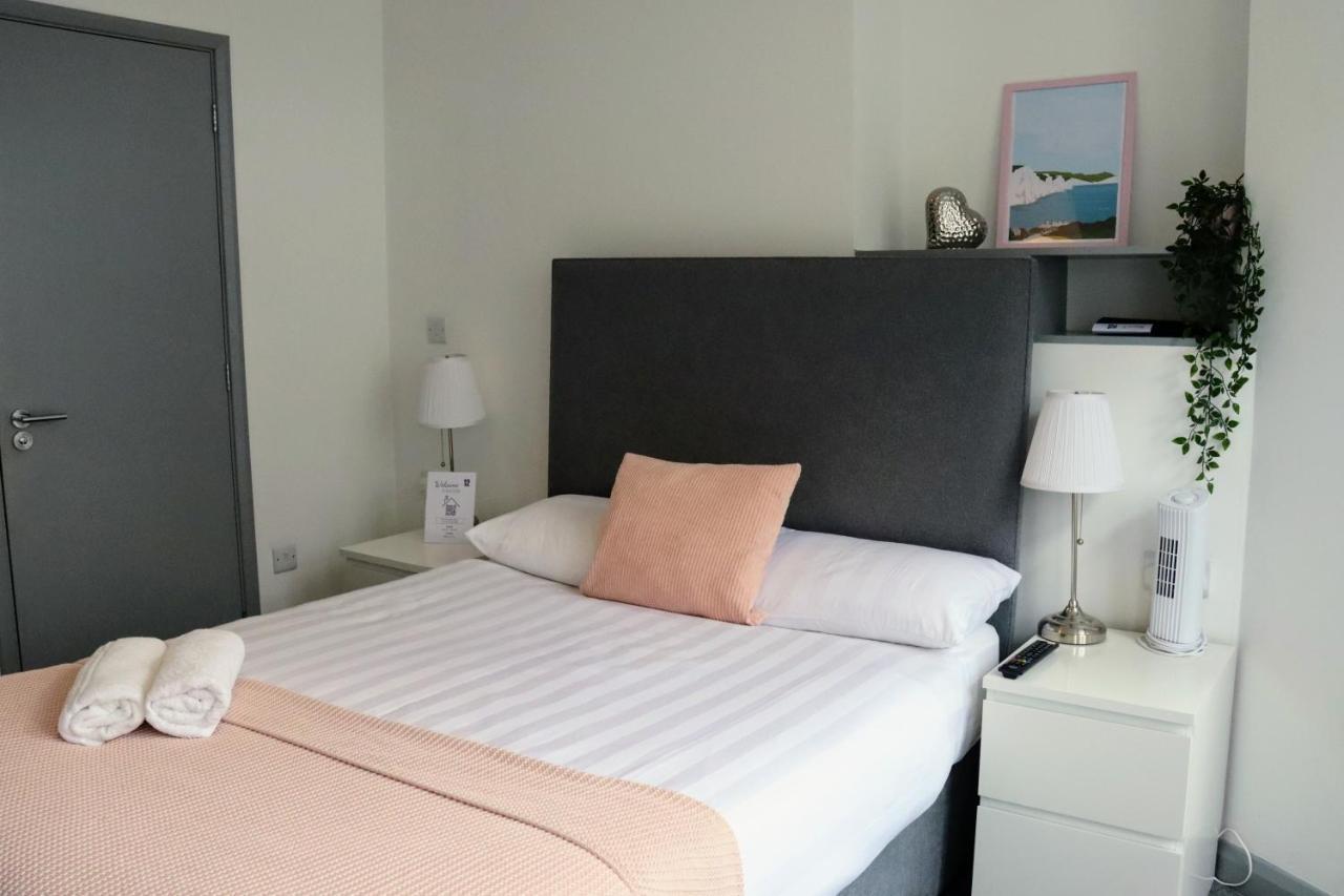Pier12 Apartment Eastbourne Ngoại thất bức ảnh
